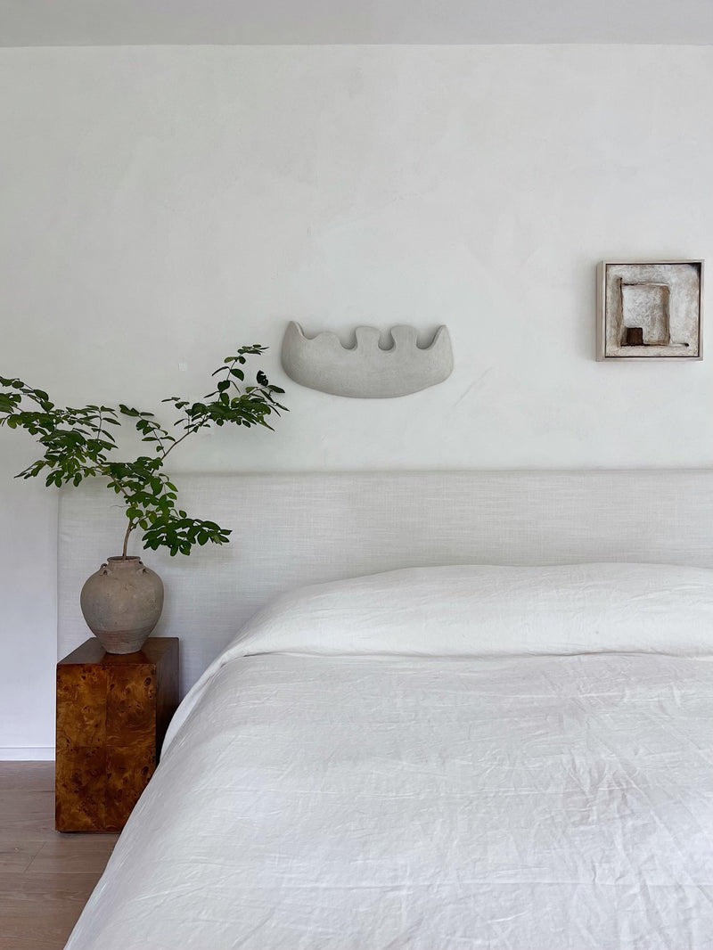 New Apartment Decor Ideas, minimalist bedroom 